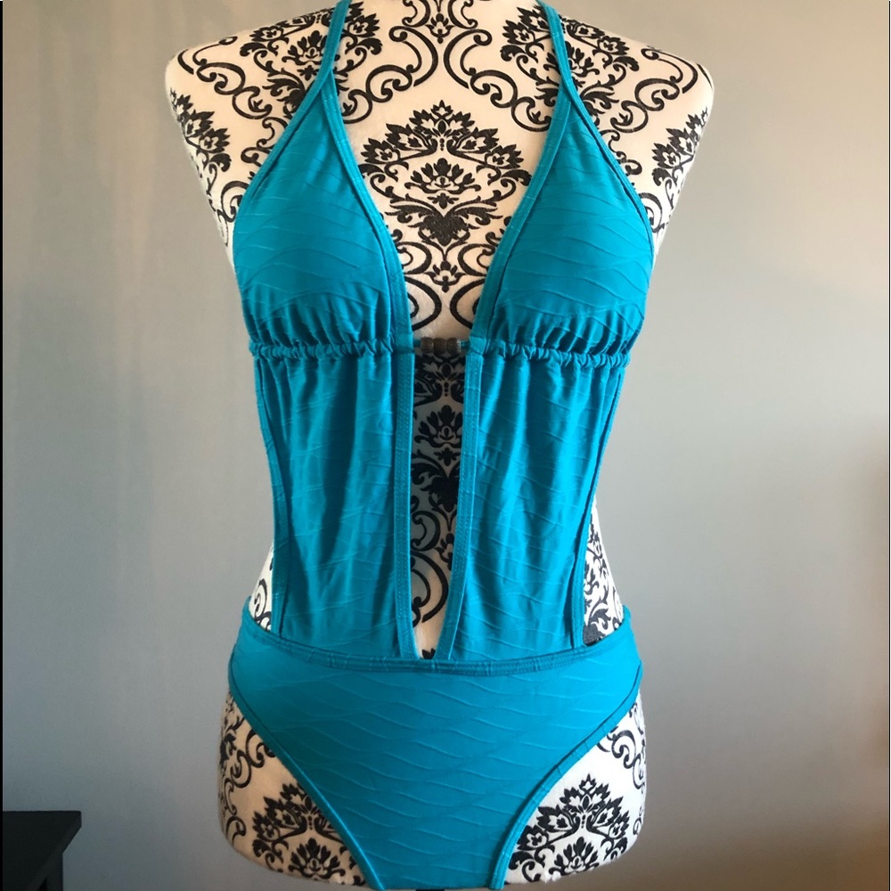 Mokokini bathing suit